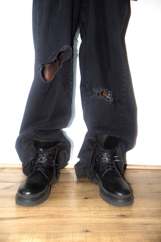 Pain Boots